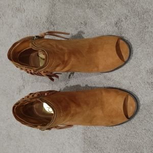 DV By Dolce Vita Fringe Booties Brown EUC Size 6